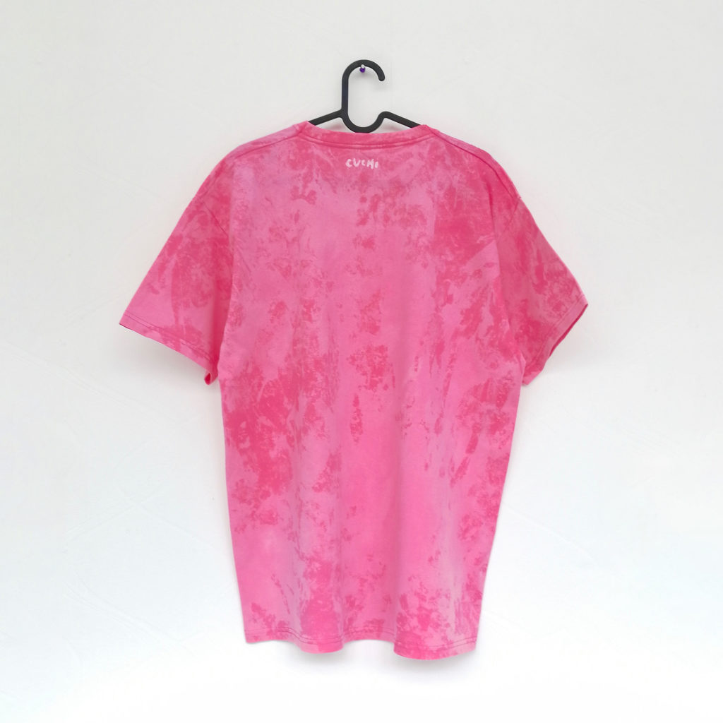 Camiseta rosa Cuchi selo amorodos branco 2