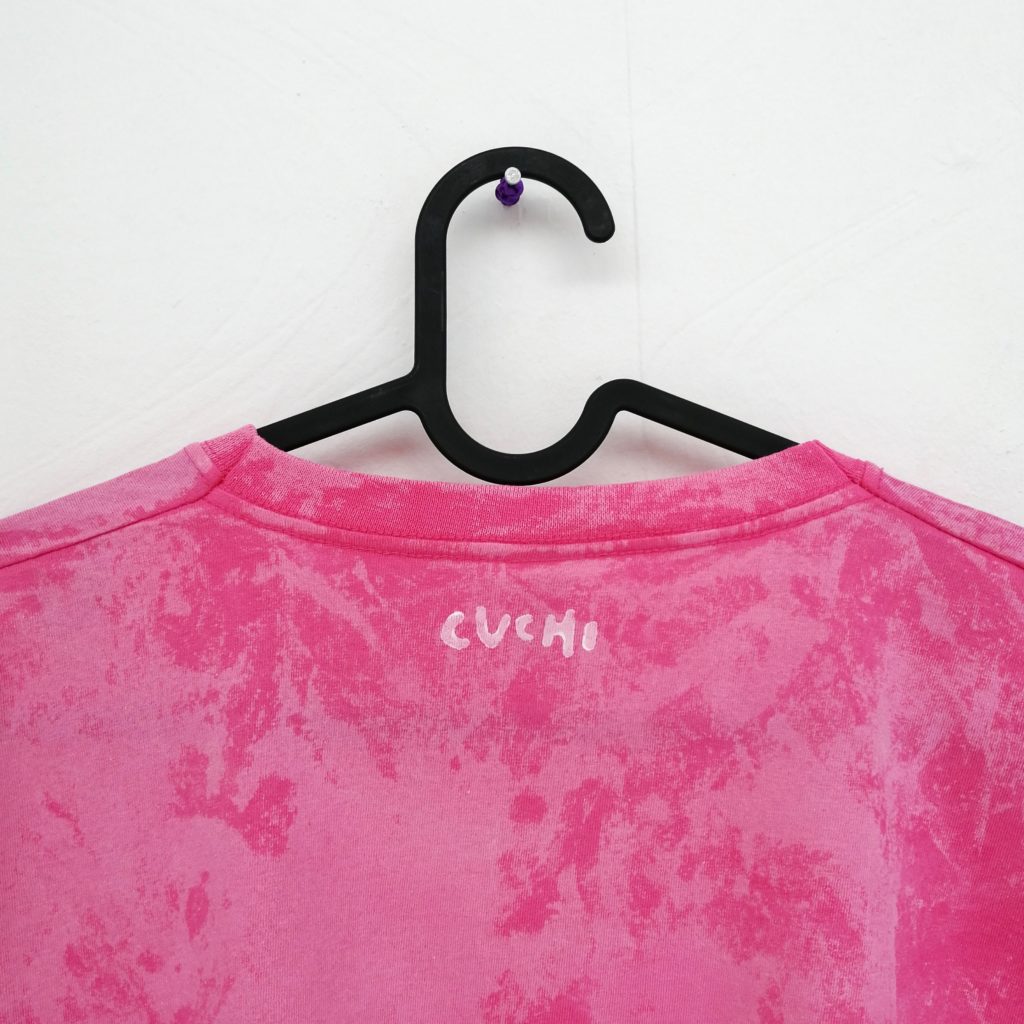 Camiseta rosa Cuchi selo amorodos branco 3